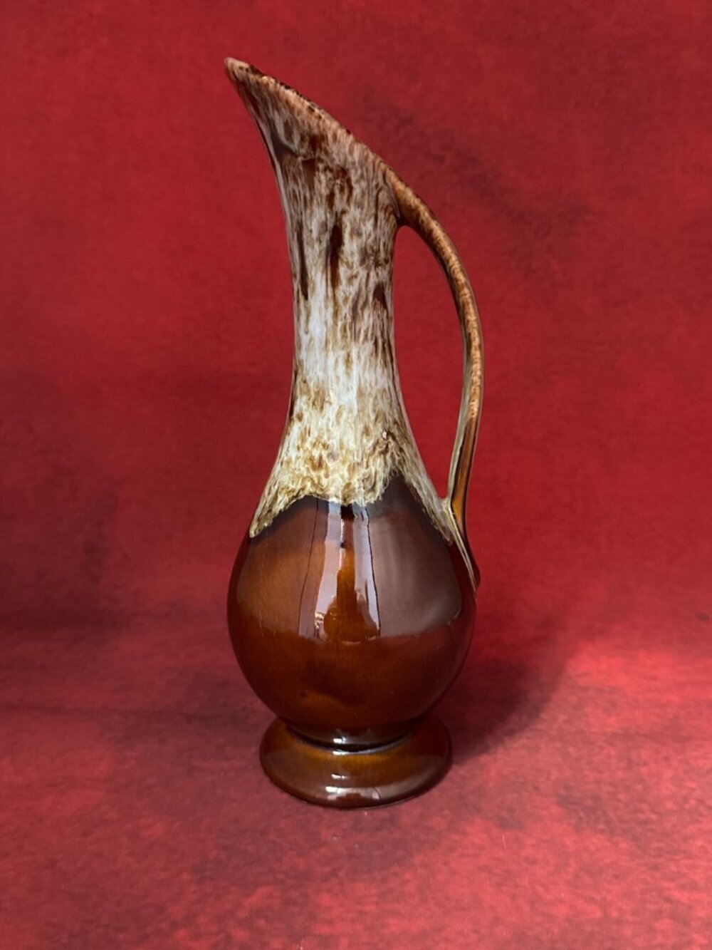 VINTAGE 1960s DALTON USA DRIP GLAZE CERAMIC FOOTED PITCHER VASE 8.5 inches TALL